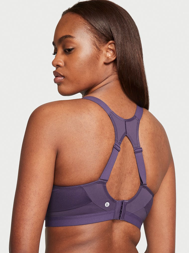 Buy Incredible Plunge Sports Bra in Jeddah