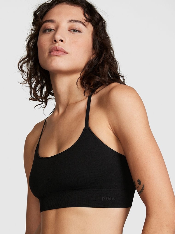 Buy Seamless Scoop Neck Sports Bra in Jeddah